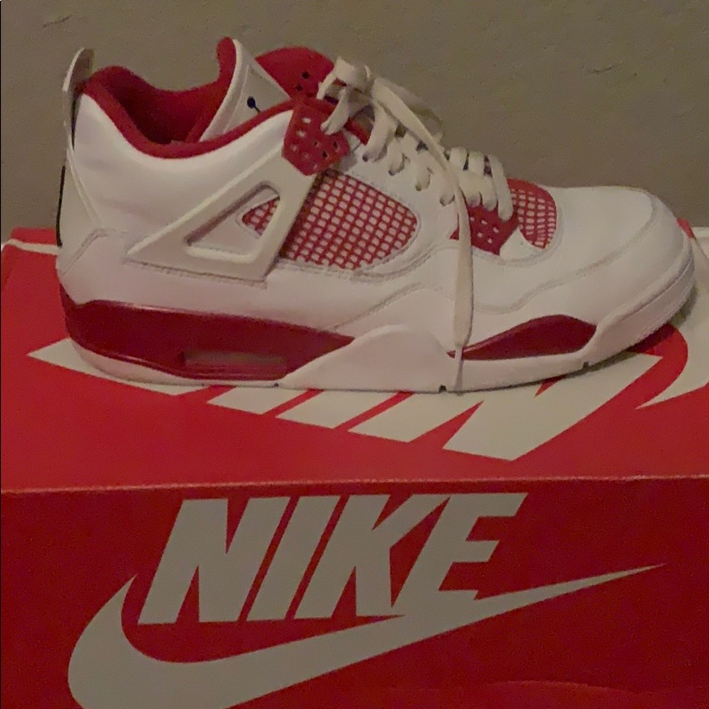 Jordan 4 89’ Alternates